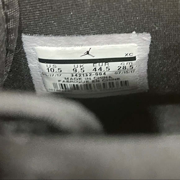 Nike air Jordan 1 mids main image 9